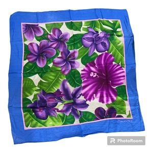 Vintage Silk Oscar de la Renta Scarf